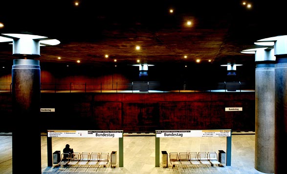 u-bahnhof_bundestag.jpg